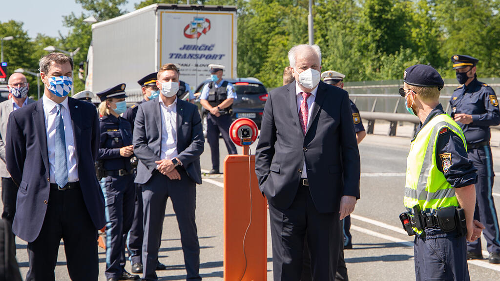 S\u00f6der und Seehofer in Freilassing