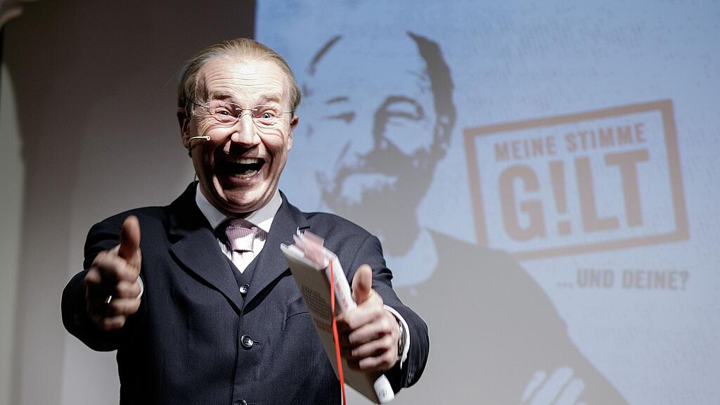 Roland D?ringer im Februar anl. seiner Buchpr?äsentation "Meine Stimme gilt".