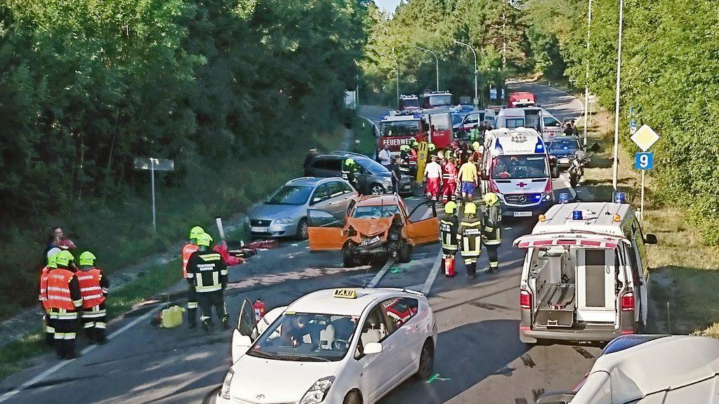 Verfolgungsjagd in NÖ endet mit wildem Crash