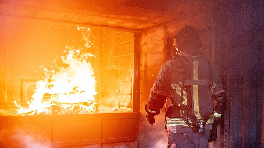 Intelligente Feuerwehrjacke aus Salzburg