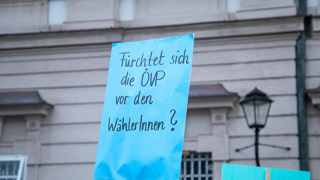 Protest gegen Ausbau der M\u00f6nchsberggarage