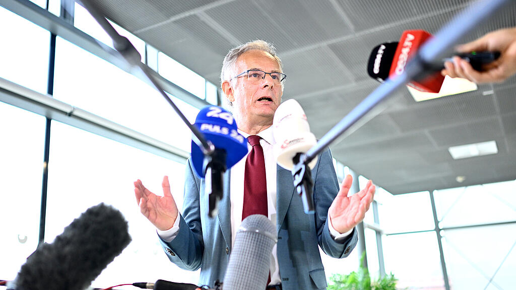 Defizit bleibt bei 4,5 Prozent, aber Minus steigt um eine Milliarde Euro: Finanzminister Markus Marterbauer