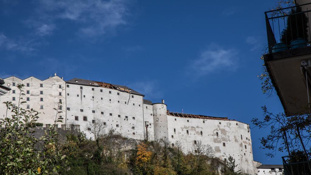 Sturm beschädigt Festung II