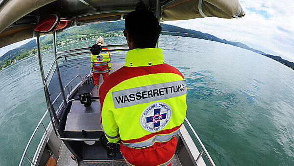 Suchaktion auf dem Traunsee