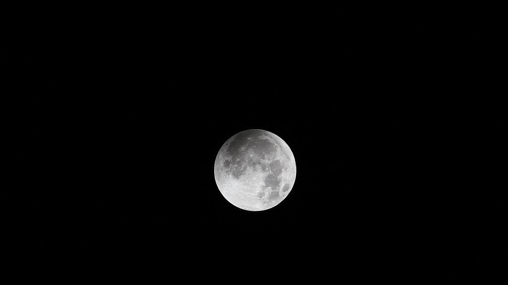Super-Blutmond über Salzburg