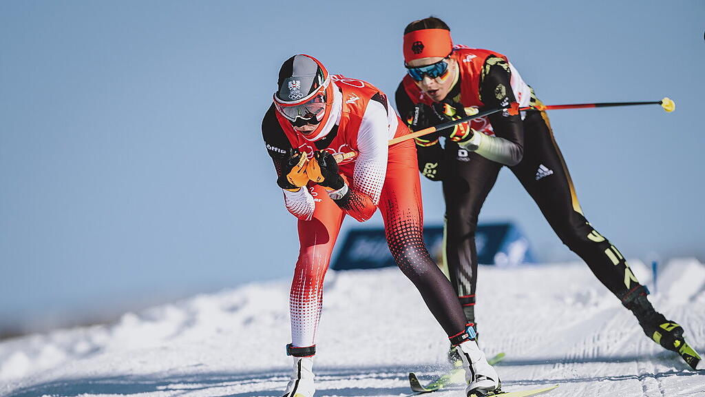 Teresa Stadlober führt das Teamsprint-Semifinale vor den Deutschen an