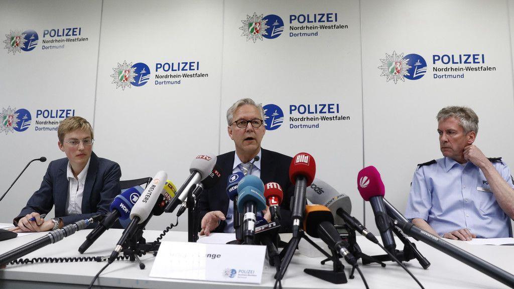 Bomben detonieren an BVB-Bus