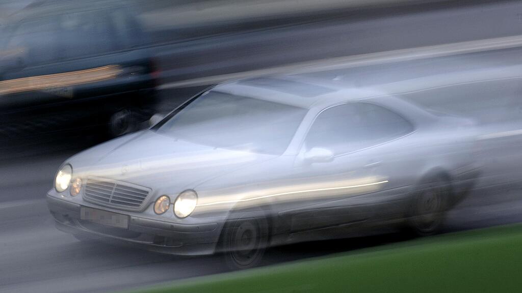 Raserauto