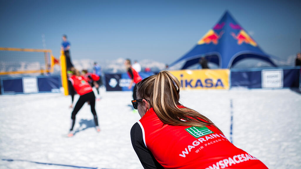 Snow Volleyball Wagrain