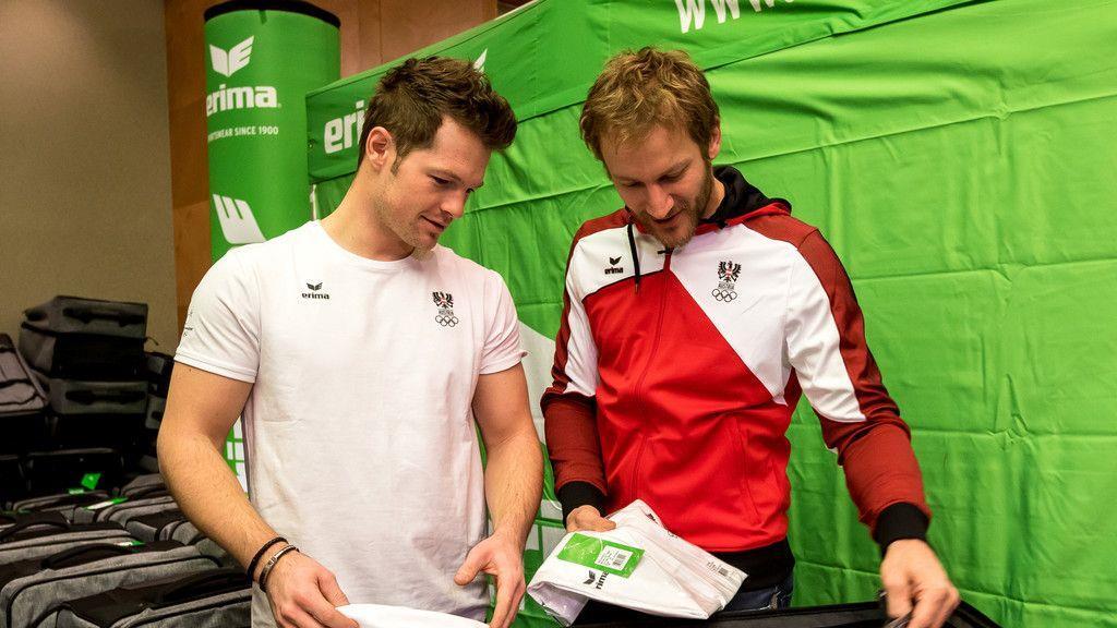 Olympia: ÖSV-Stars werden eingekleidet