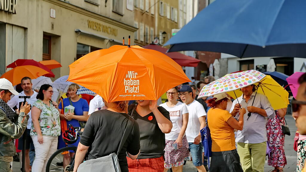 Umbrella March 2022 Salzburg