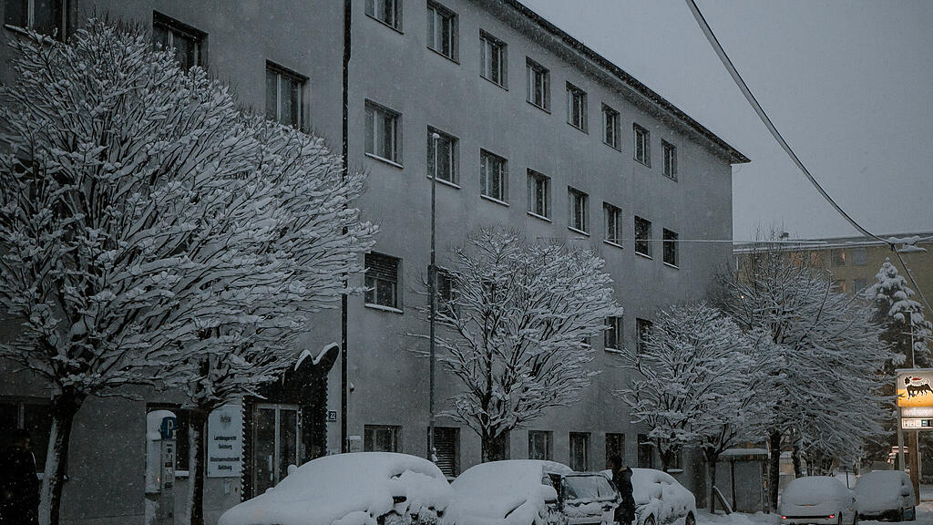 Verschneites Salzburg in den Morgenstunden