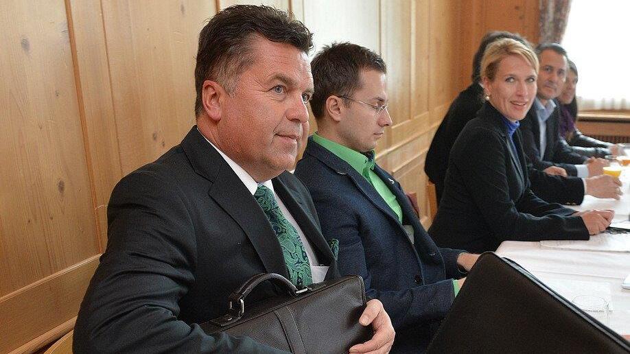 Team Stronach tagt in Salzburg