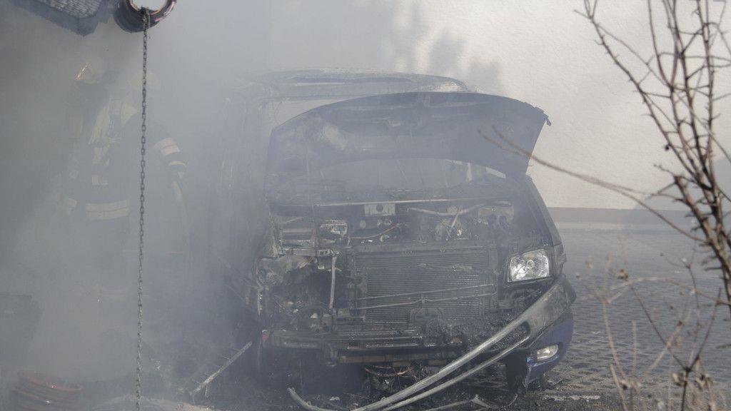 Wohnmobil in Flammen