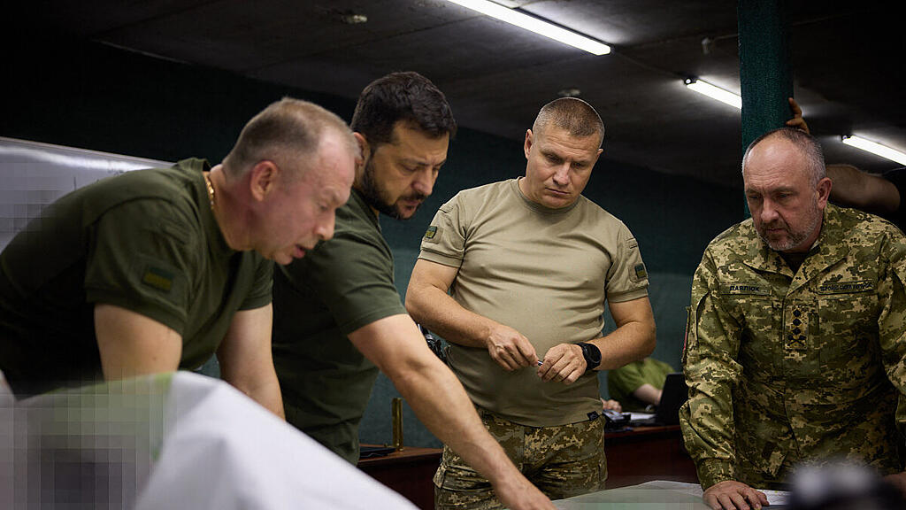 Ukrainischer Präsident treibt Armee-Umbau voran