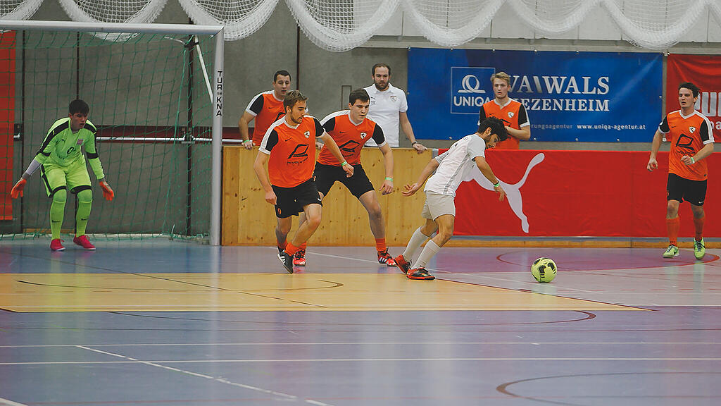Salzburger Stier, Hallenfu\u00dfball