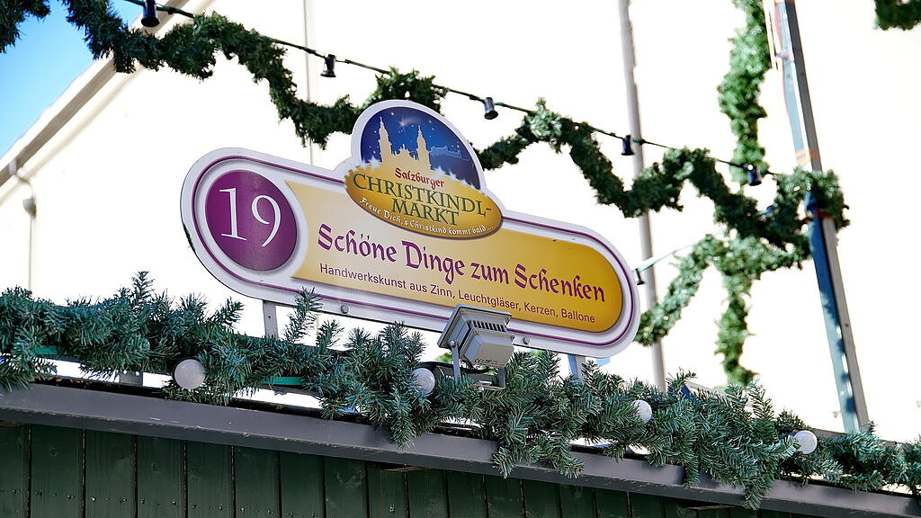 Salzburger Christkindlmarkt Aufbau