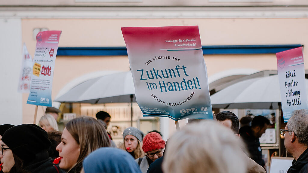 Protestkundgebung GPA-djp Salzburg