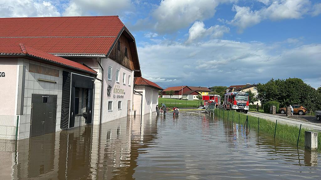 Regenfälle-Einsätze in Lamprechtshausen