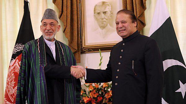 Karzai (l.) besuchte afghanischen Regierungschef