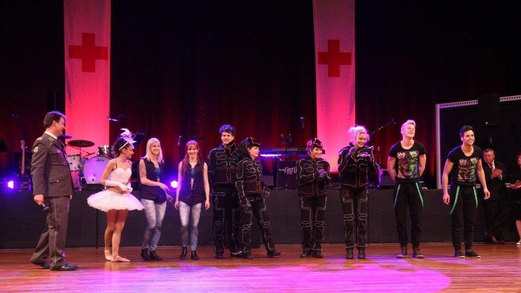 Rot-Kreuz-Ball2014 Teil III