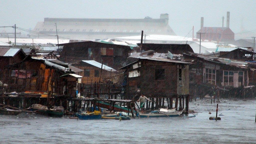 Philippinen: Taifun Haiyan verwüstet Stadt Tacloban - mindestens 100 Tote