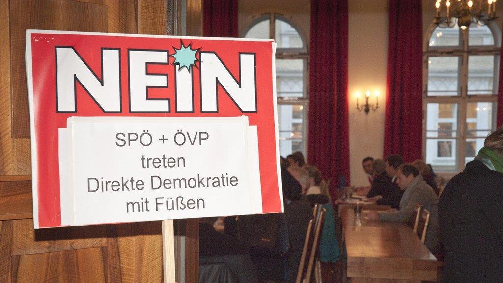 Mönchsberggarage: Demo vor Rathaus
