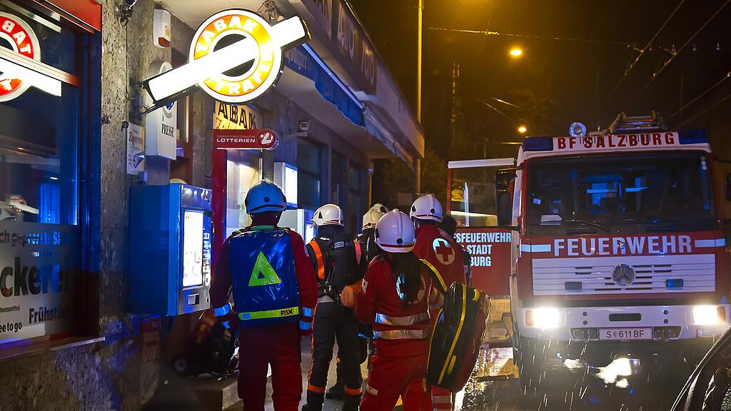 Eine Alarmanlage einer Trafik löste am Mittwochmorgen einen Feuerwehreinsatz aus.