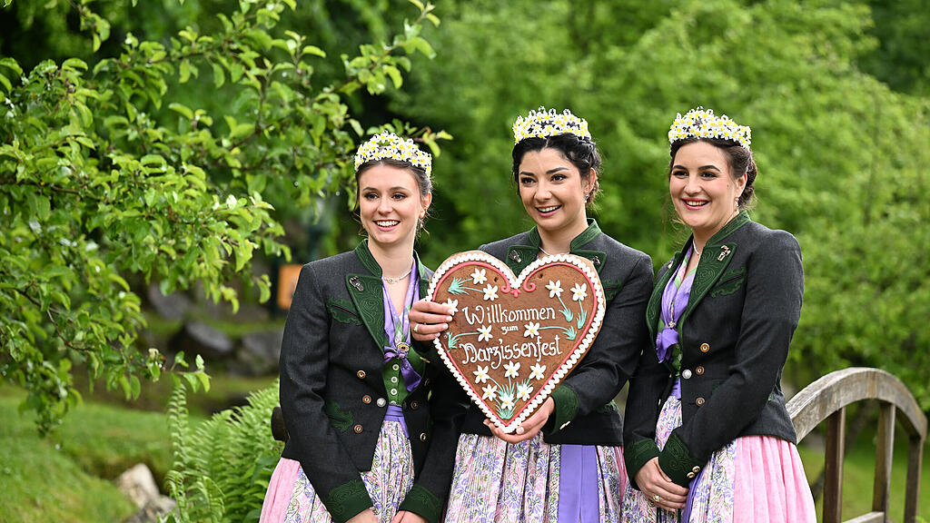 65. NARZISSENFEST IM AUSSEERLAND / FOTOTERMIN DER HOHEITEN