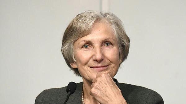 Griss hinterfragt Bedeutung der Neutralität