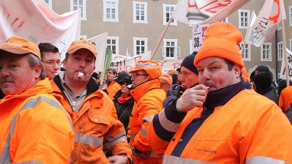 Protestmarsch zum Chiemseehof