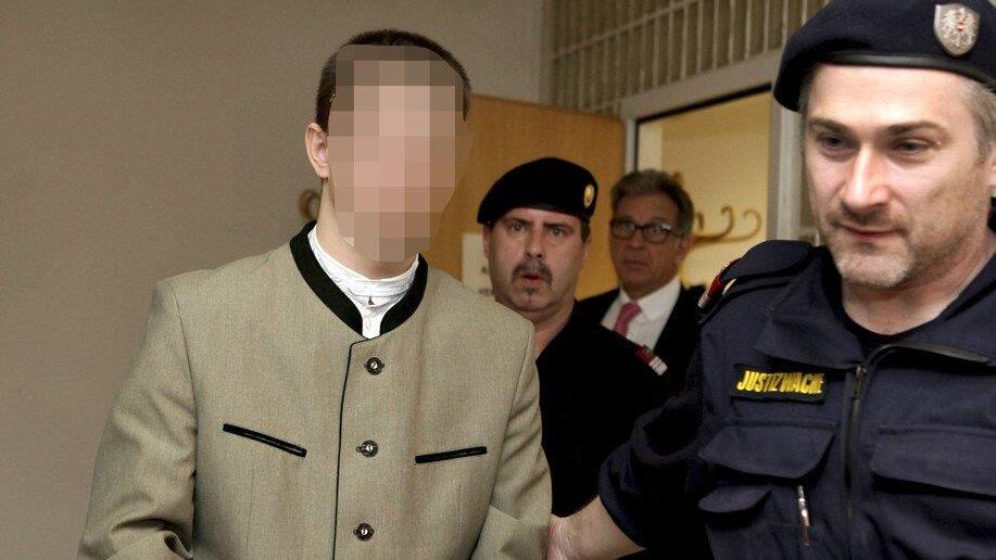 Paulinas Stiefbruder vor Gericht