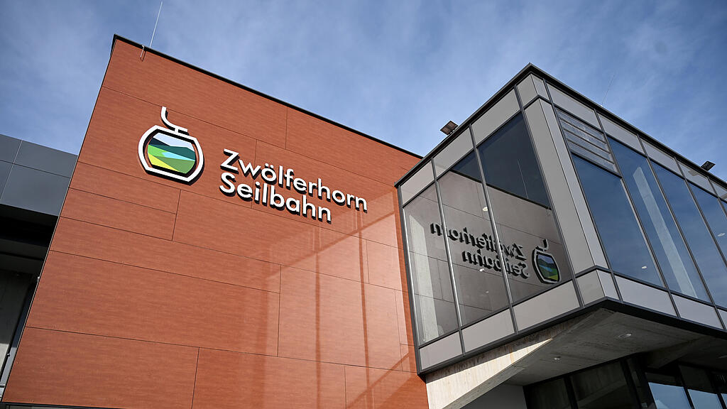 Zwölferhorn-Seilbahn