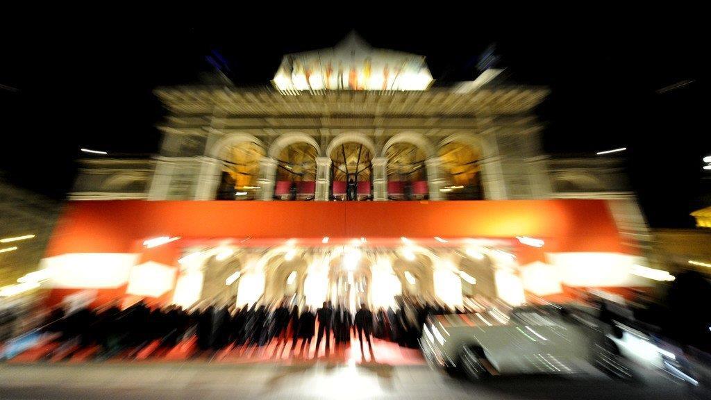 Opernball 2013: Roter Teppich Promis