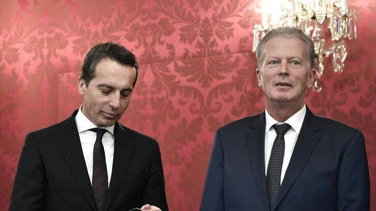 Empfang der Regierung