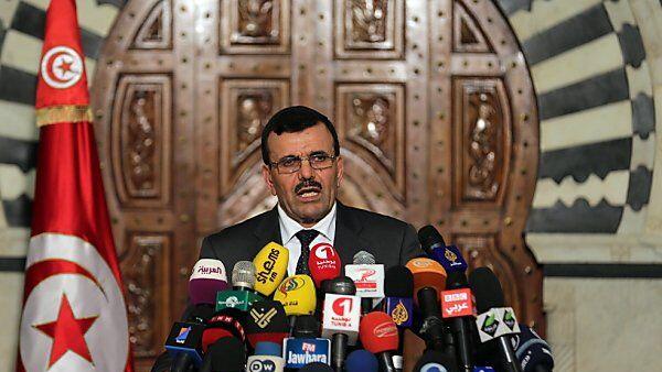 Premier Larayedh kündigte Neuwahlen an