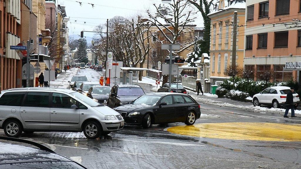 Kreisverkehr am Hildmannplatz