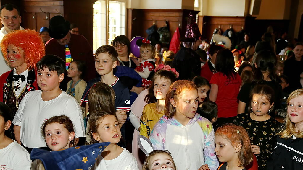 Salzburger Kinderfasching im M\u00fcllner Br\u00e4u