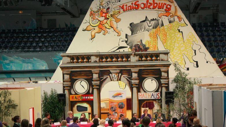 Die Kinderstadt Mini-Salzburg findet seit 2003 alle zwei Jahre statt.