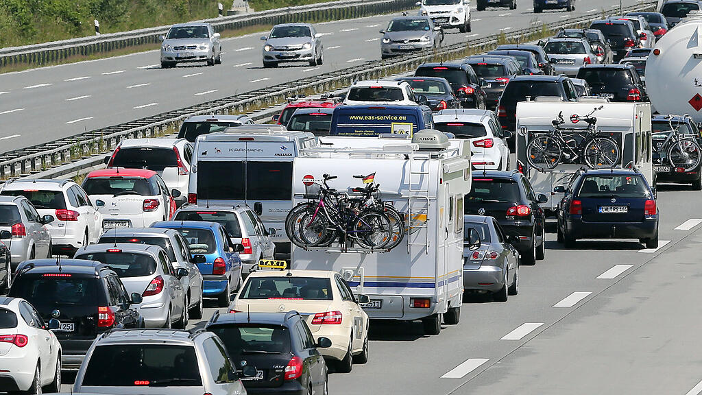 Urlauberreiseverkehr, Auto, Stau, Reiseverkehr, SB