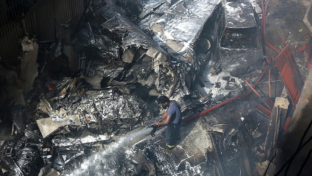 Flugzeugabsturz in Pakistan