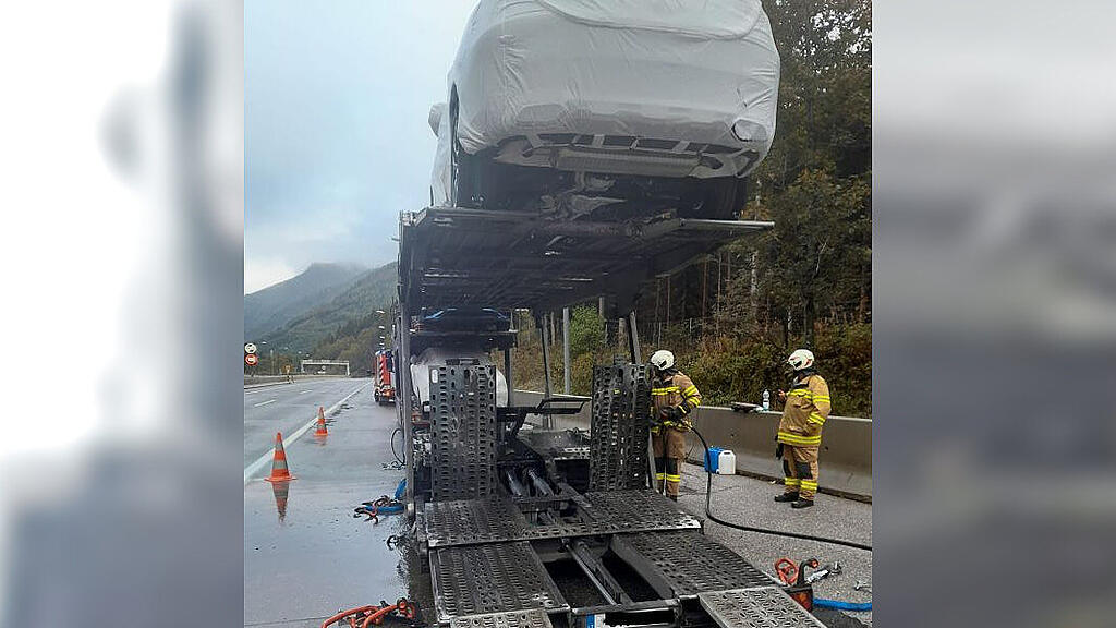 Lkw-Brand auf A10