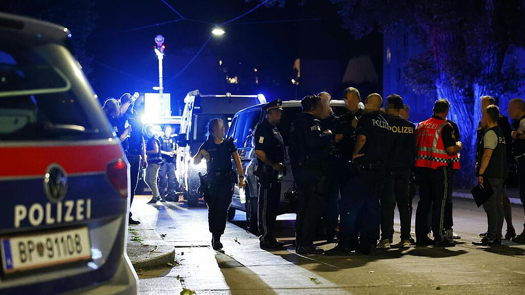 Schüsse in Wien: Polizei-Großeinsatz