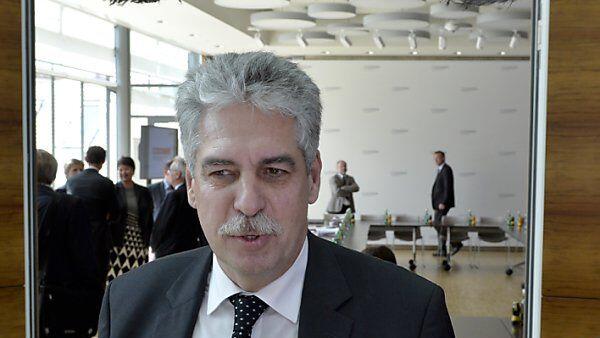 Finanzminister bei Finanzausgleichsverhandlungen