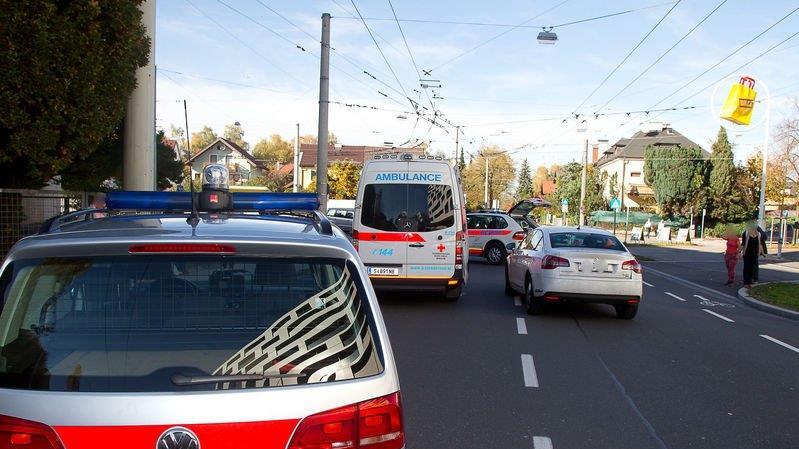 13-Jähriger von Pkw erfasst