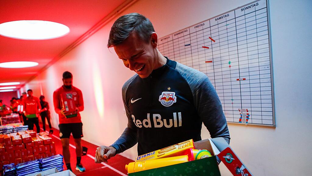 Weihnachten im Schuhkarton, Red Bull Salzburg
