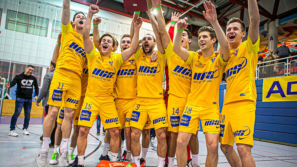 Salzburger Stier, Hallenfu\u00dfball