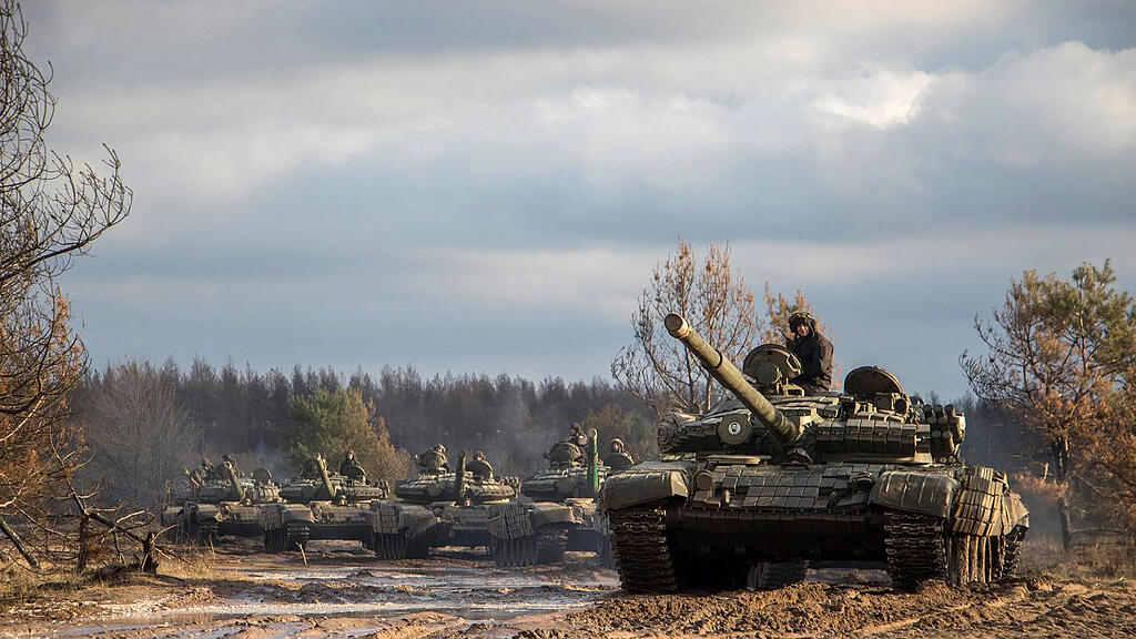 Ukraine-Konfikt: Panzer bei Übung
