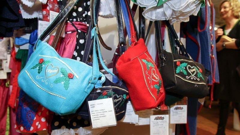 Bilder der "Tracht & Country"