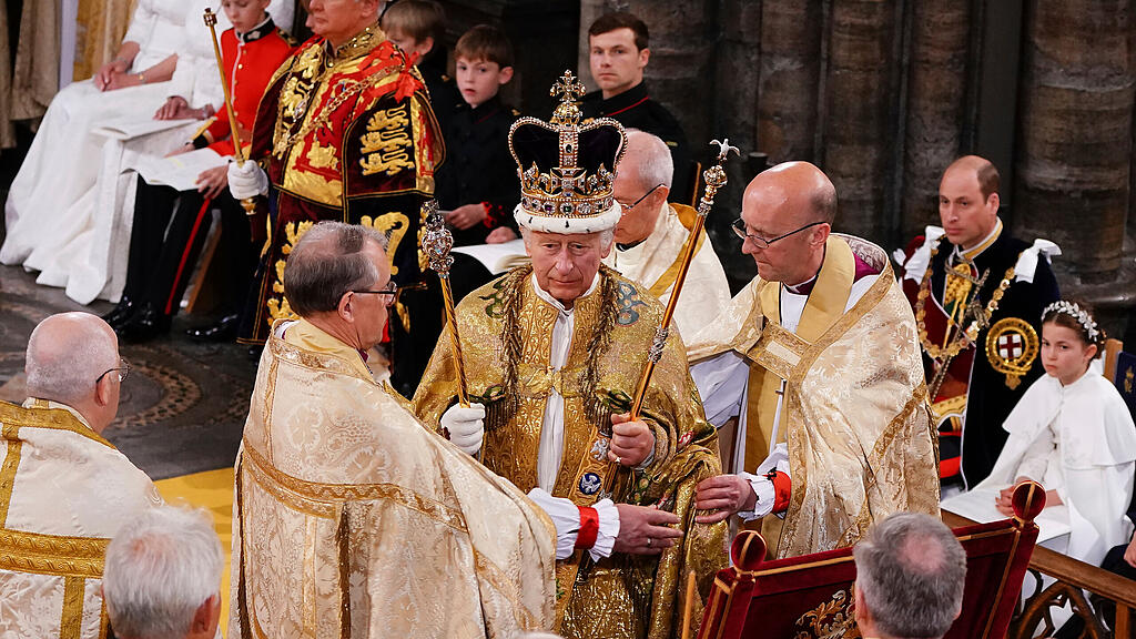 Kr\u00f6nung Charles III.: Die Kr\u00f6nung